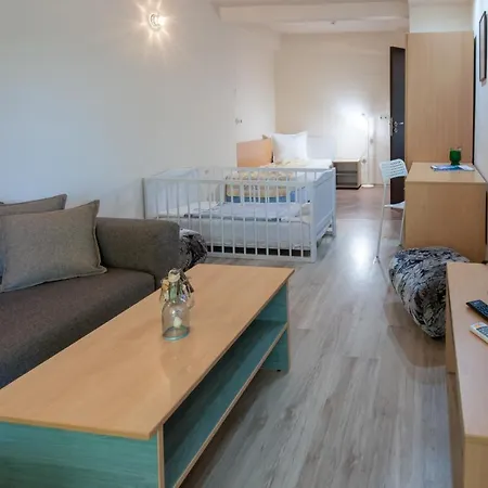 Ariana Hotel