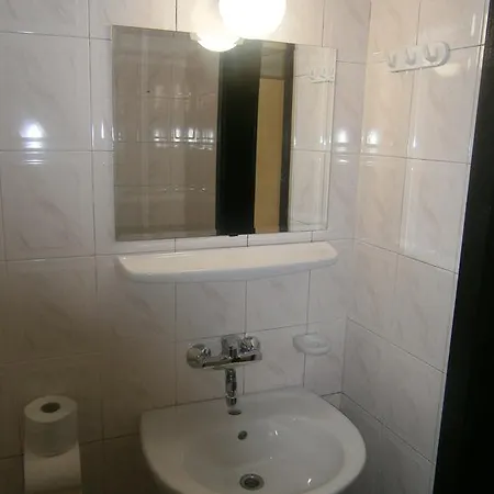 Szálloda Ariana 3*